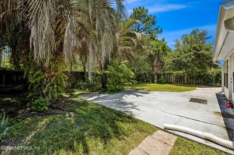 2586 Spring Lake Road W Jacksonville FL 32210