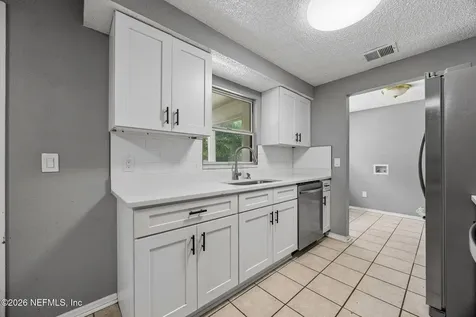 2586 Spring Lake Road W Jacksonville FL 32210