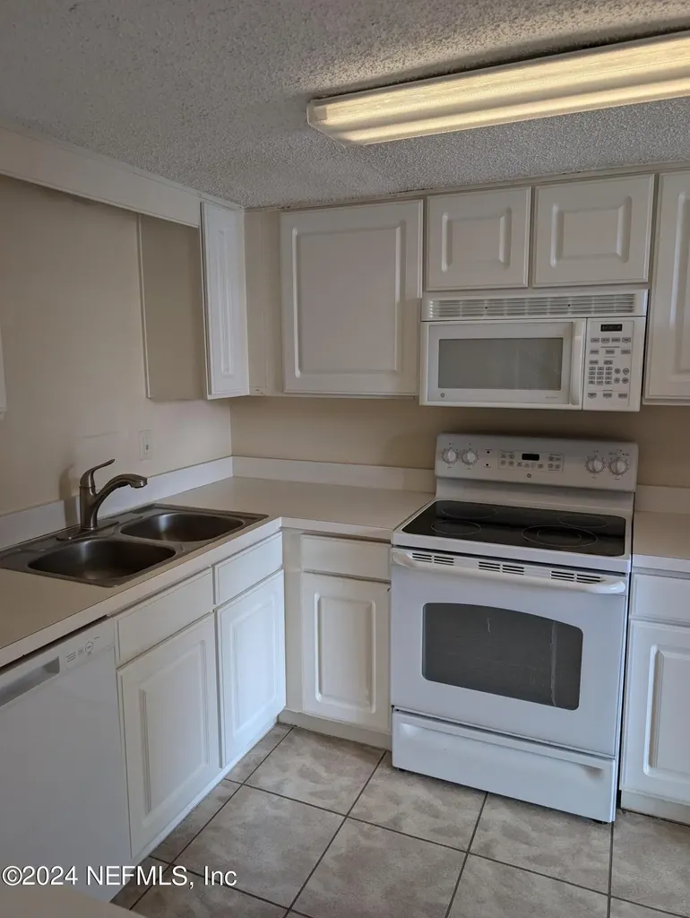 3401 Townsend Boulevard Jacksonville FL 32277