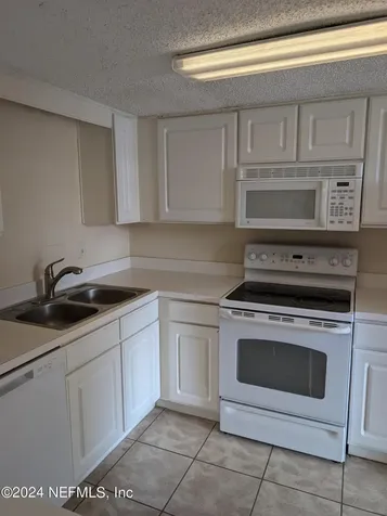 3401 Townsend Boulevard Jacksonville FL 32277