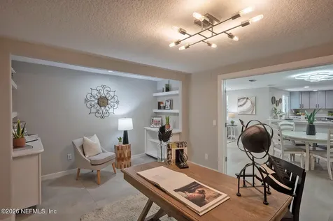 4122 Water Oak Lane Jacksonville FL 32210
