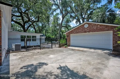 4122 Water Oak Lane Jacksonville FL 32210