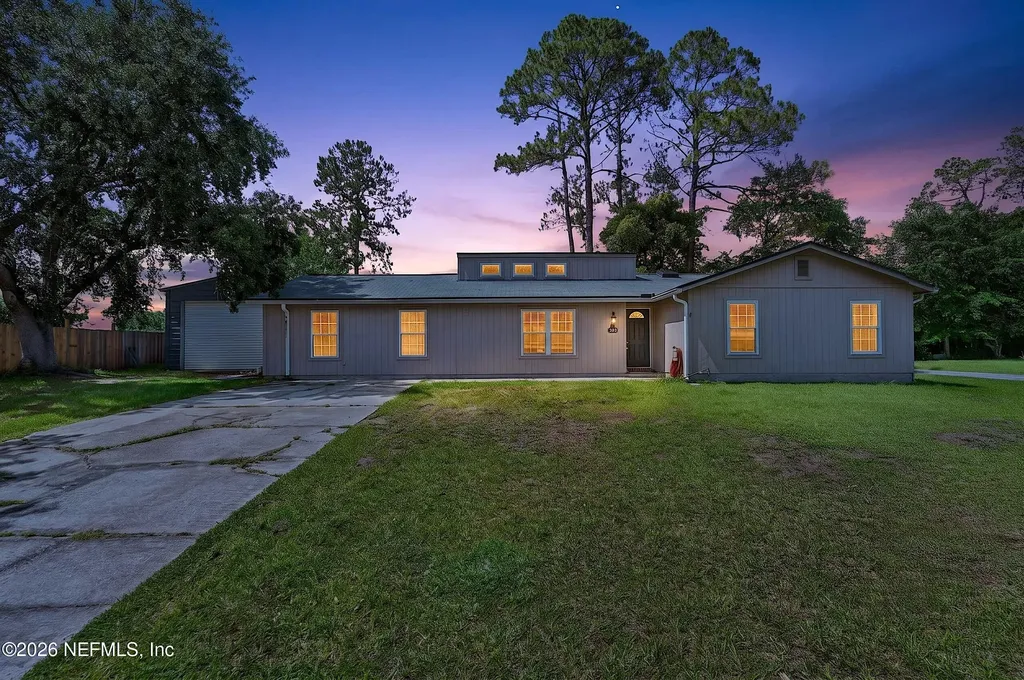 253 Deerwood Circle E Middleburg FL 32068