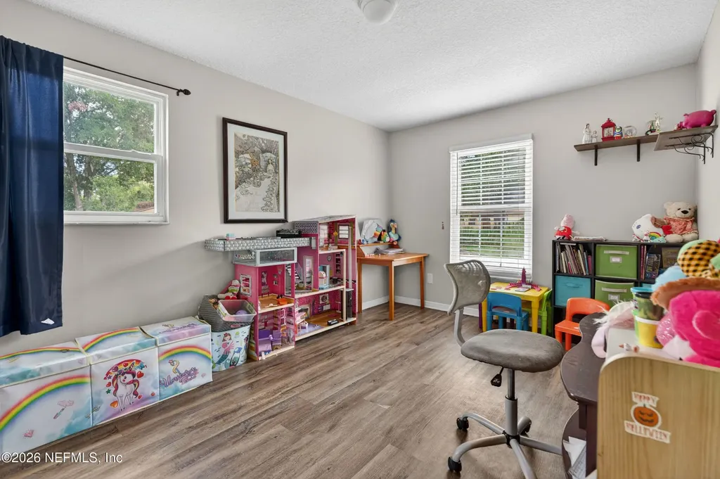 253 Deerwood Circle E Middleburg FL 32068