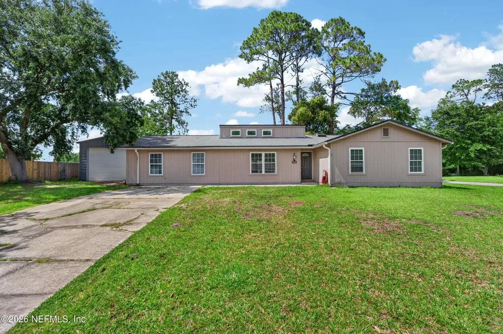 253 Deerwood Circle E Middleburg FL 32068