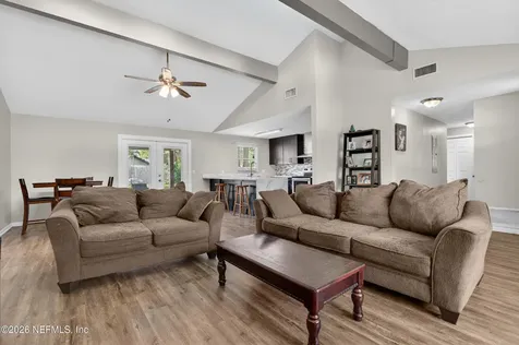 253 Deerwood Circle E Middleburg FL 32068