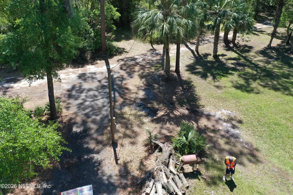 000 Walnut Street Welaka FL 32193