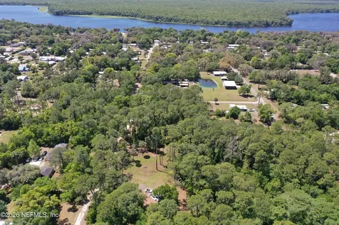 000 Walnut Street Welaka FL 32193