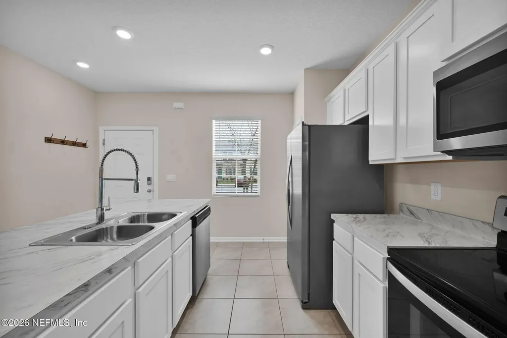2888 Black Buck Circle Jacksonville FL 32225