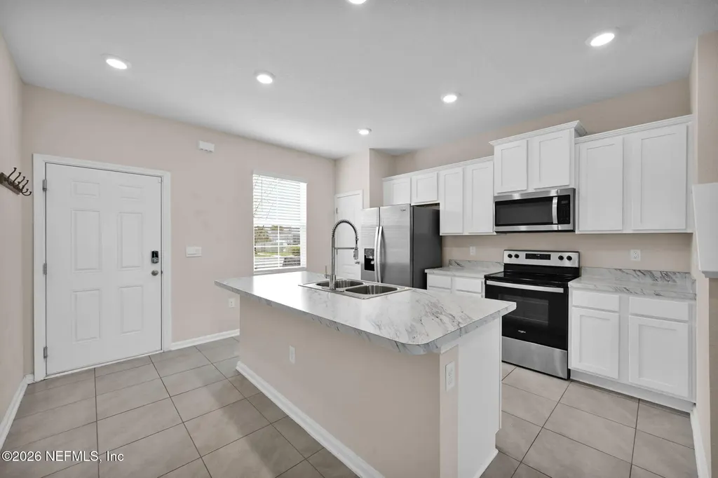 2888 Black Buck Circle Jacksonville FL 32225