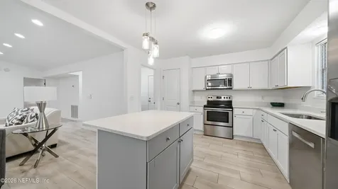 4926 Meganwood Lane Jacksonville FL 32257