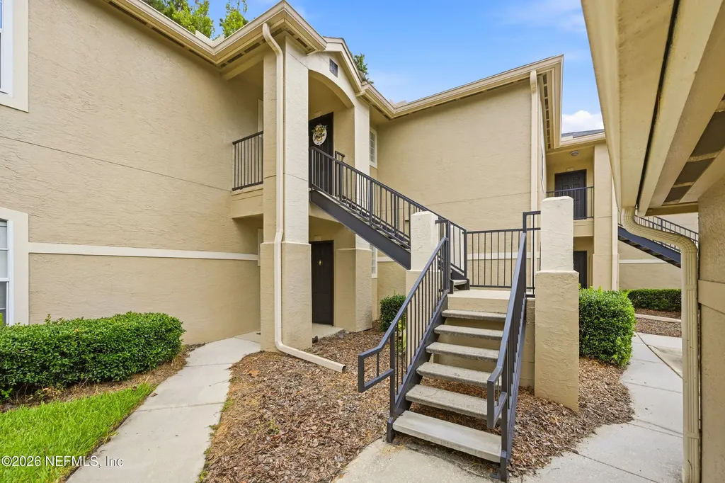 1655 The Greens Way Jacksonville Beach FL 32250