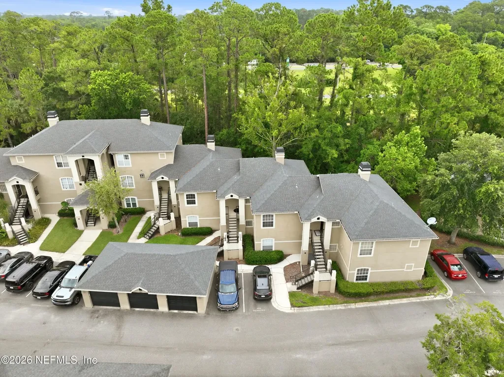 1655 The Greens Way Jacksonville Beach FL 32250