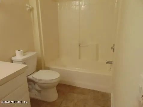 7990 Baymeadows Road E Jacksonville FL 32256