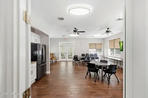 8601 Beach Boulevard Jacksonville FL 32216