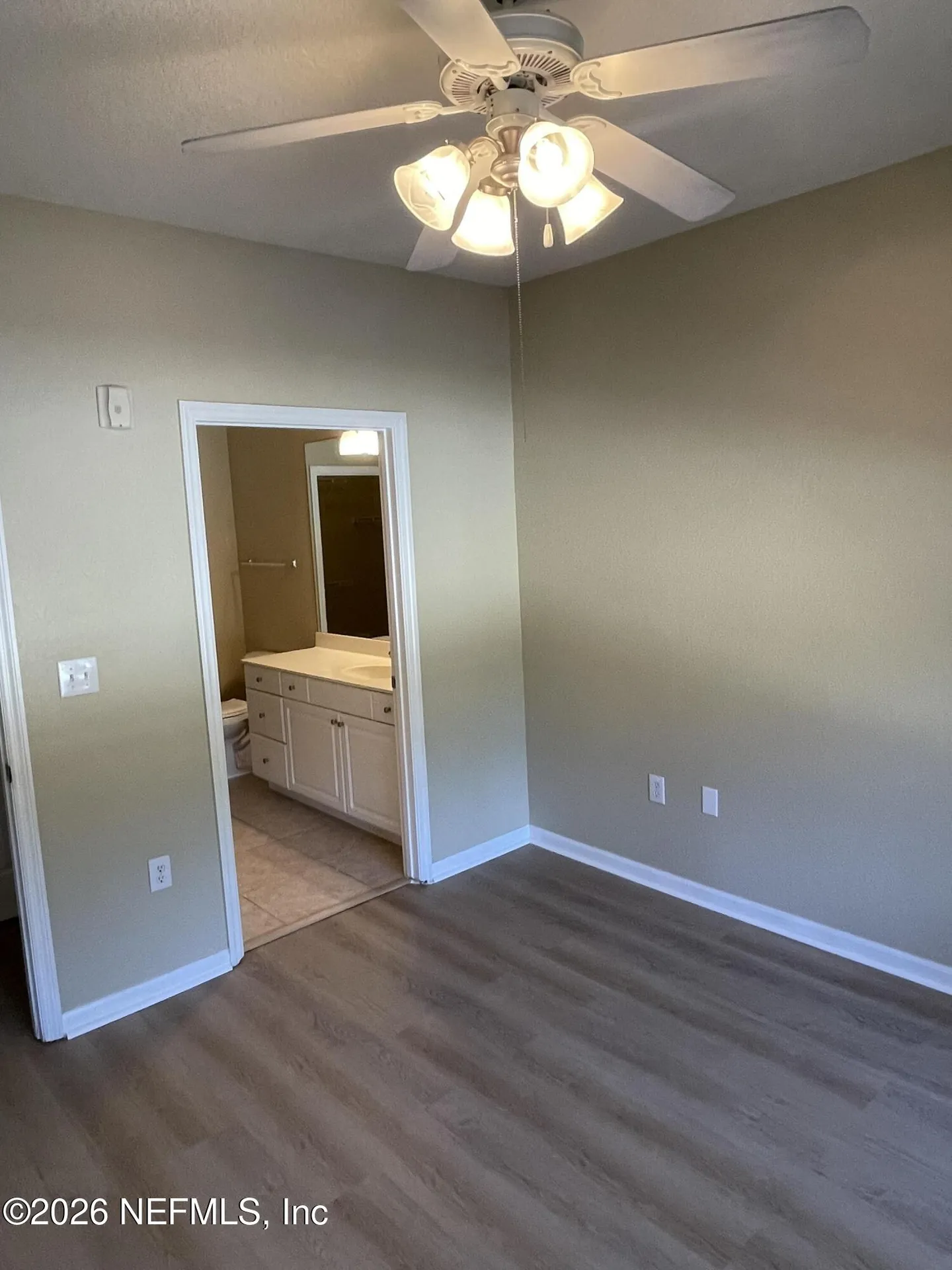 8539 Gate Parkway Jacksonville FL 32216