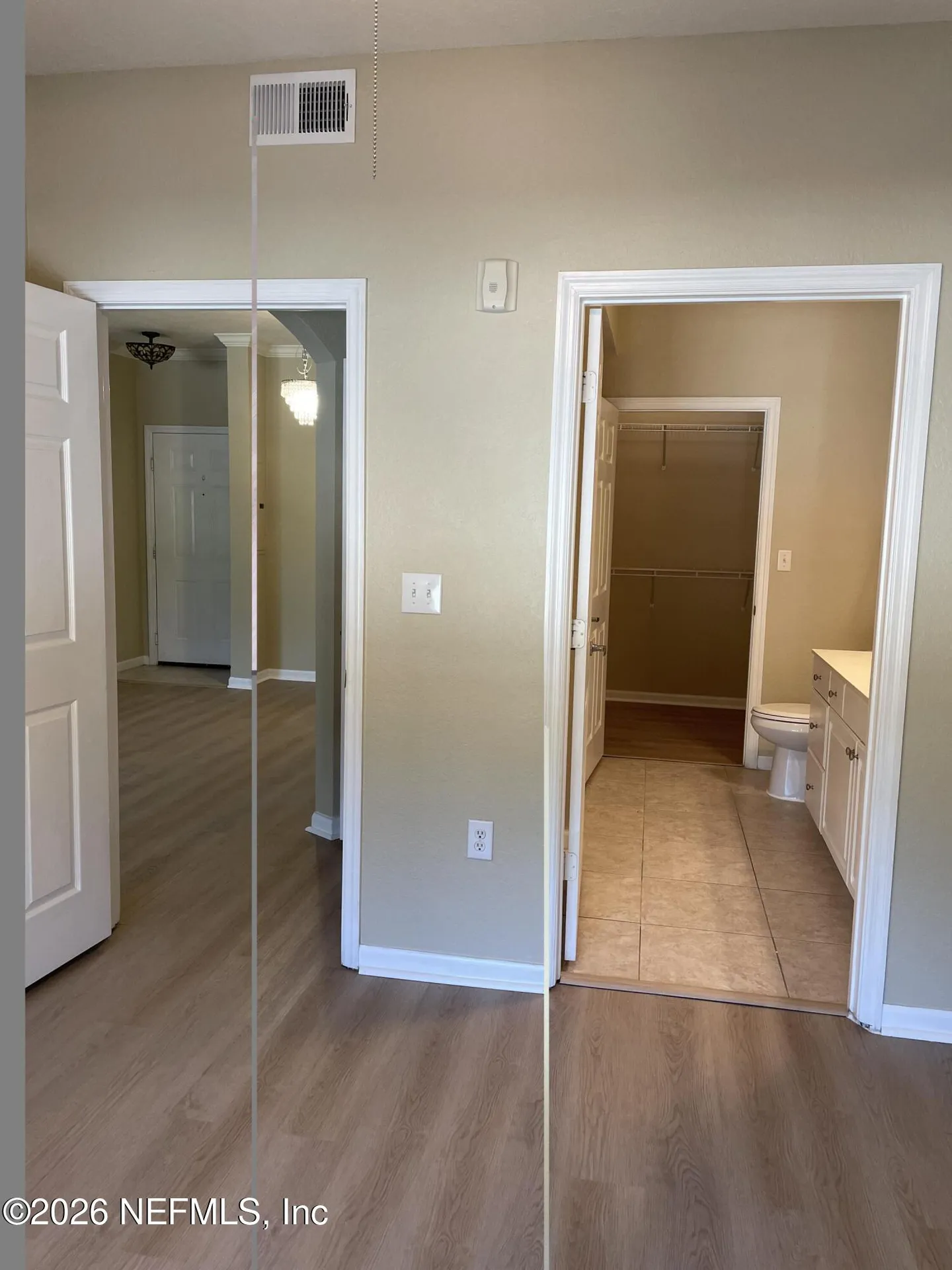 8539 Gate Parkway Jacksonville FL 32216