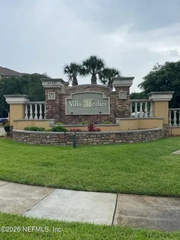 8539 Gate Parkway Jacksonville FL 32216