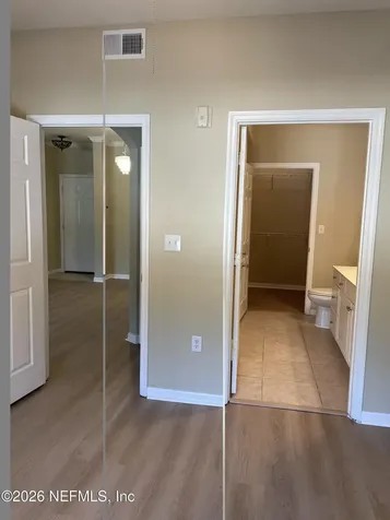 8539 Gate Parkway Jacksonville FL 32216