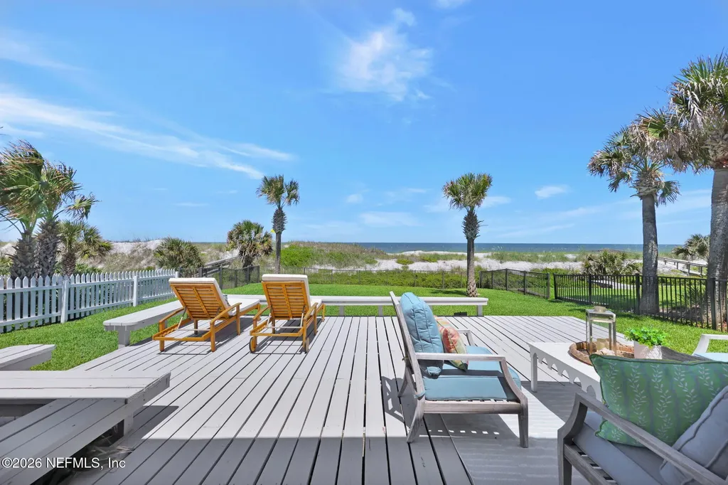 42 3rd Street Atlantic Beach FL 32233