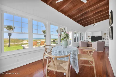42 3rd Street Atlantic Beach FL 32233