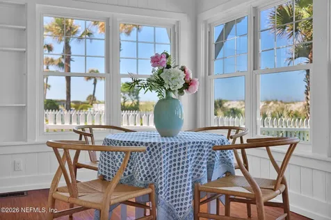 42 3rd Street Atlantic Beach FL 32233