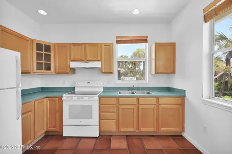 42 3rd Street Atlantic Beach FL 32233