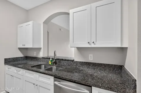 7990 Baymeadows Road E Jacksonville FL 32256
