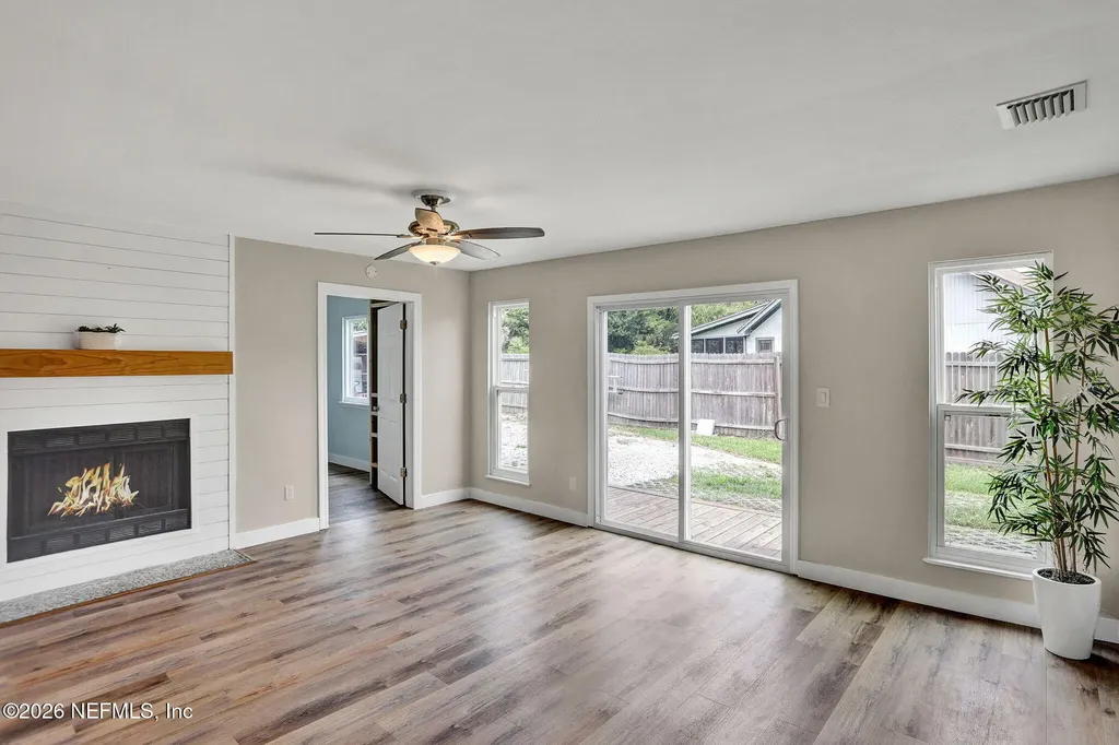 2178 Aztec Drive W Jacksonville FL 32246