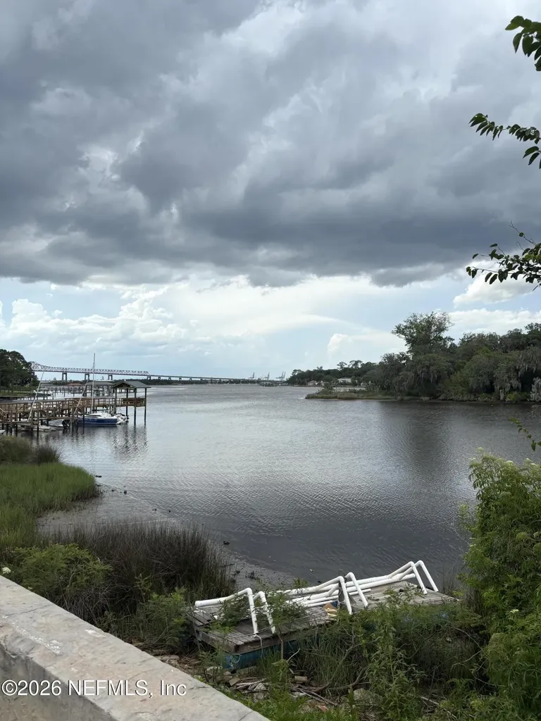 5201 Atlantic Boulevard Jacksonville FL 32207