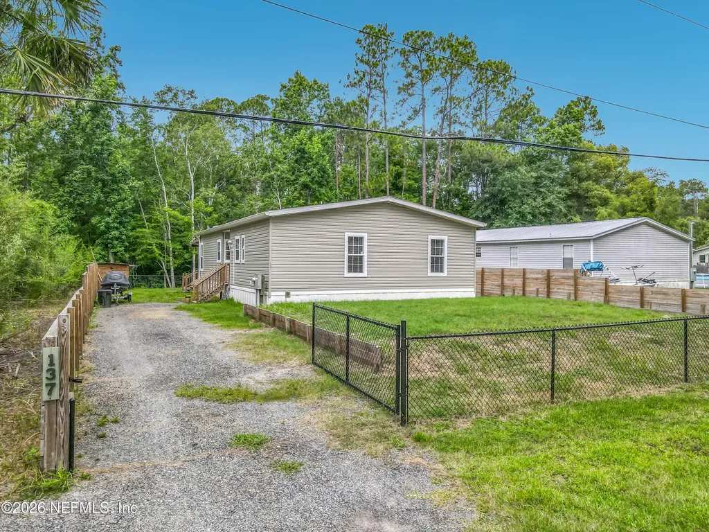 137 Kerry Drive Satsuma FL 32189