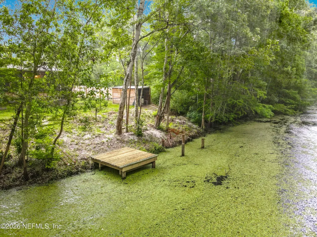 137 Kerry Drive Satsuma FL 32189