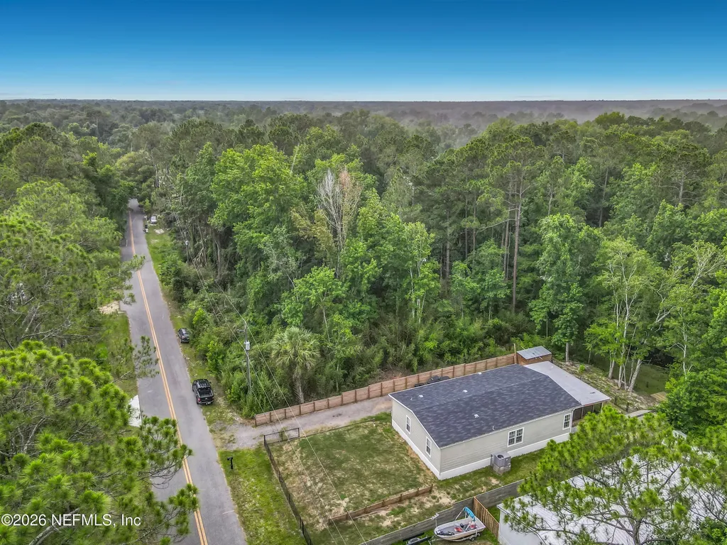 137 Kerry Drive Satsuma FL 32189