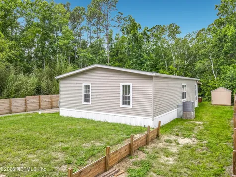 137 Kerry Drive Satsuma FL 32189