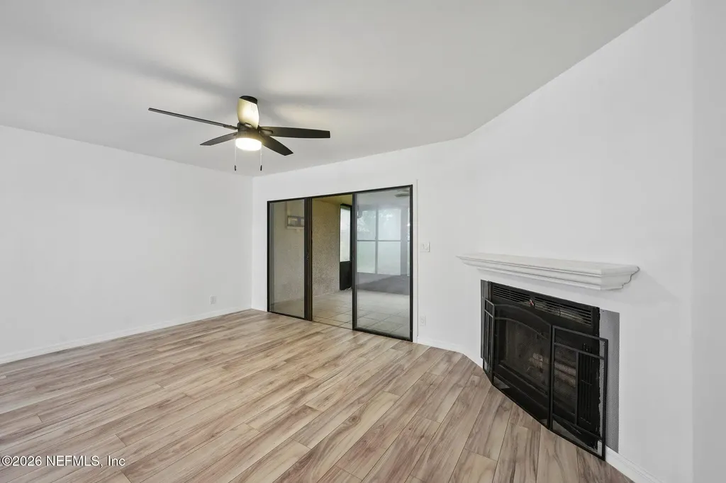 7701 Baymeadows Circle W Jacksonville FL 32256