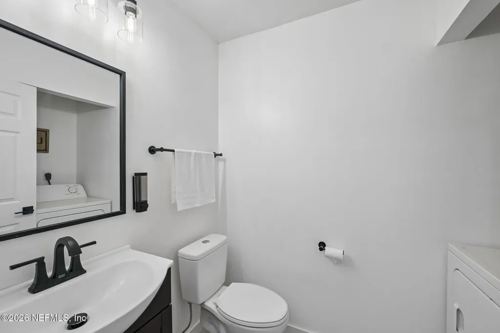7701 Baymeadows Circle W Jacksonville FL 32256