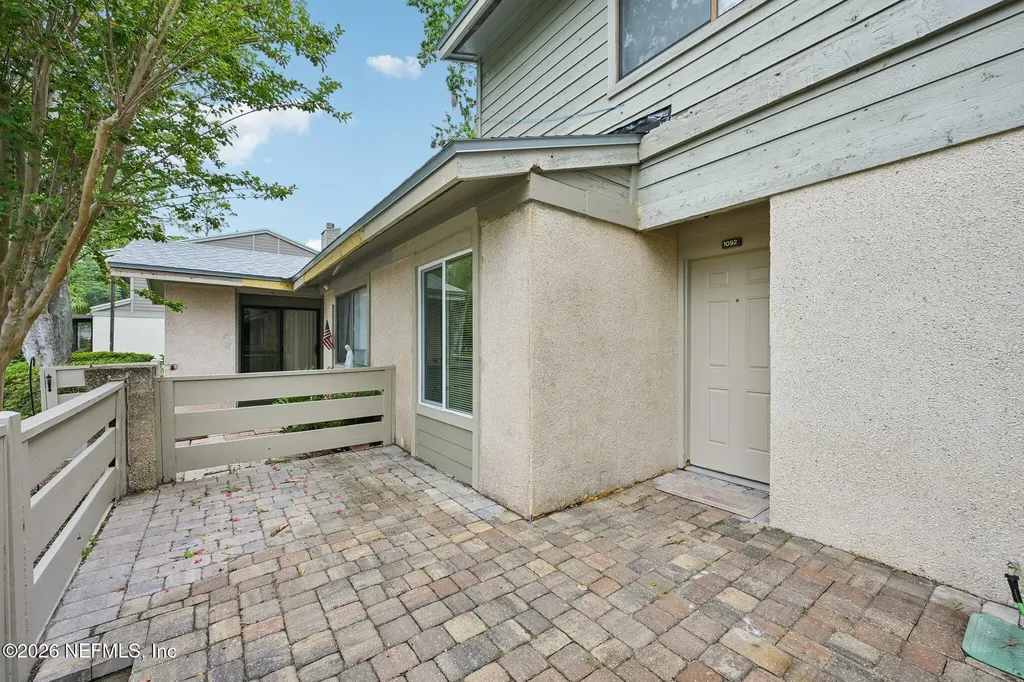 7701 Baymeadows Circle W Jacksonville FL 32256
