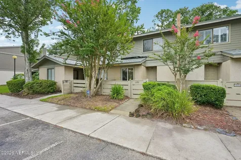 7701 Baymeadows Circle W Jacksonville FL 32256