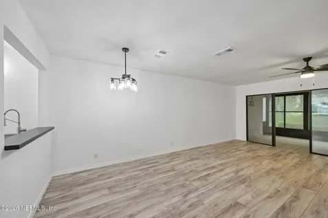 7701 Baymeadows Circle W Jacksonville FL 32256