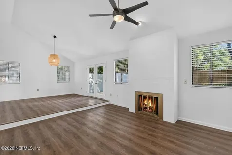 4340 Springmoor Drive W Jacksonville FL 32225