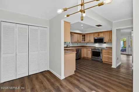 4340 Springmoor Drive W Jacksonville FL 32225