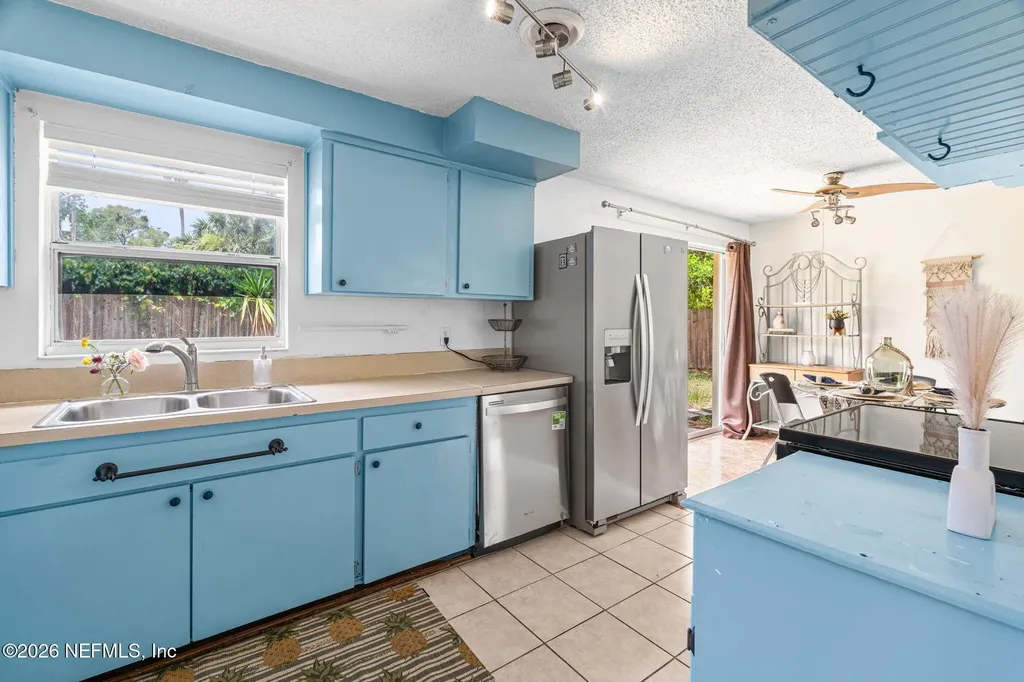 2464 Spokane Avenue Atlantic Beach FL 32233