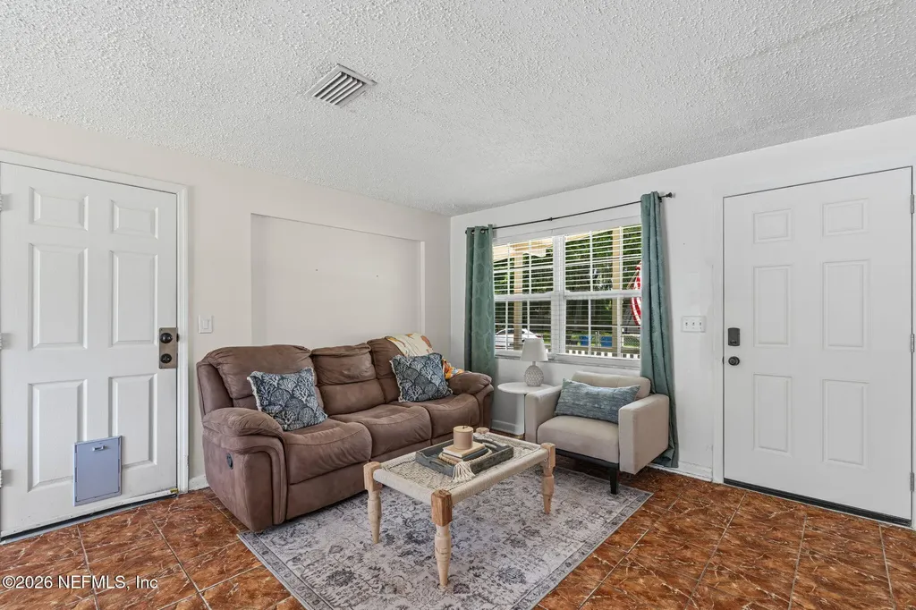 2464 Spokane Avenue Atlantic Beach FL 32233