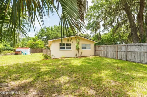2464 Spokane Avenue Atlantic Beach FL 32233