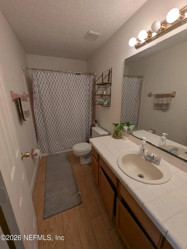 1586 N Crabapple Cove Court Jacksonville FL 32225
