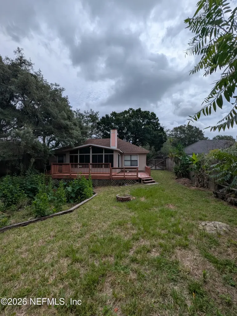 1586 N Crabapple Cove Court Jacksonville FL 32225