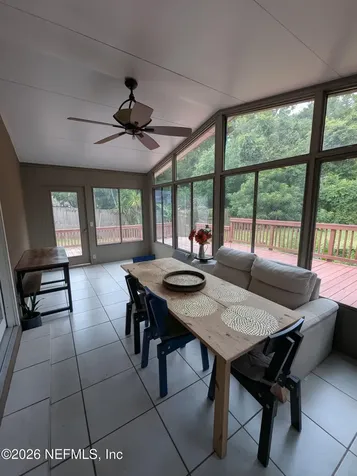 1586 N Crabapple Cove Court Jacksonville FL 32225
