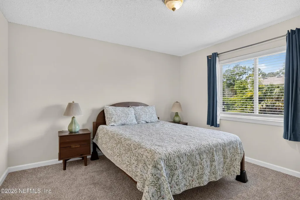 6515 La Mirada W Jacksonville FL 32217