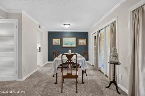6515 La Mirada W Jacksonville FL 32217