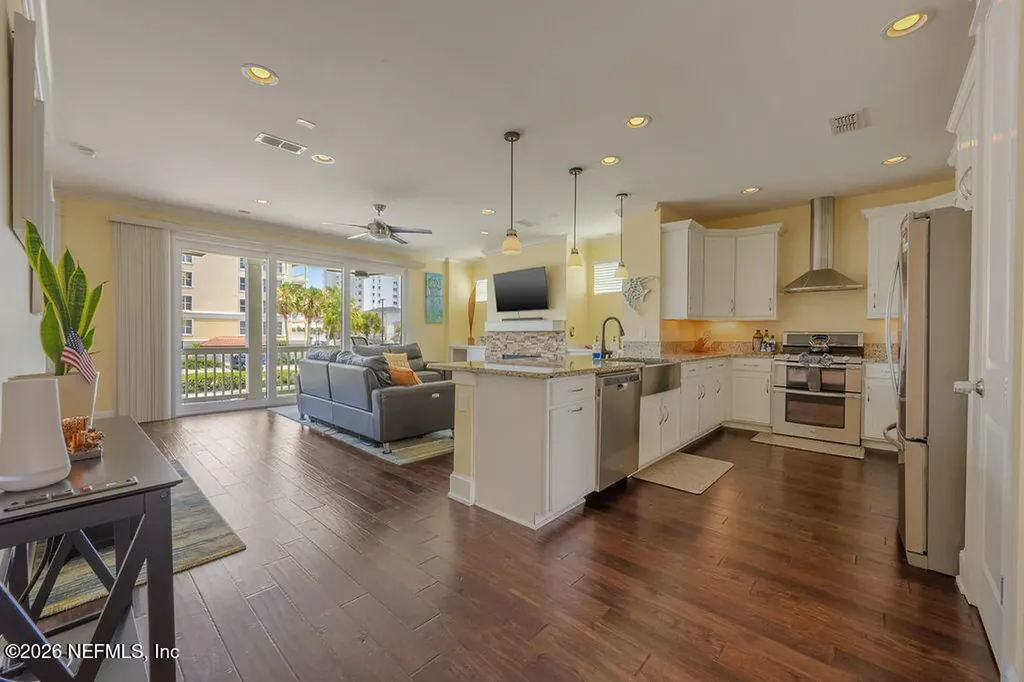 116 10th Avenue N Jacksonville Beach FL 32250